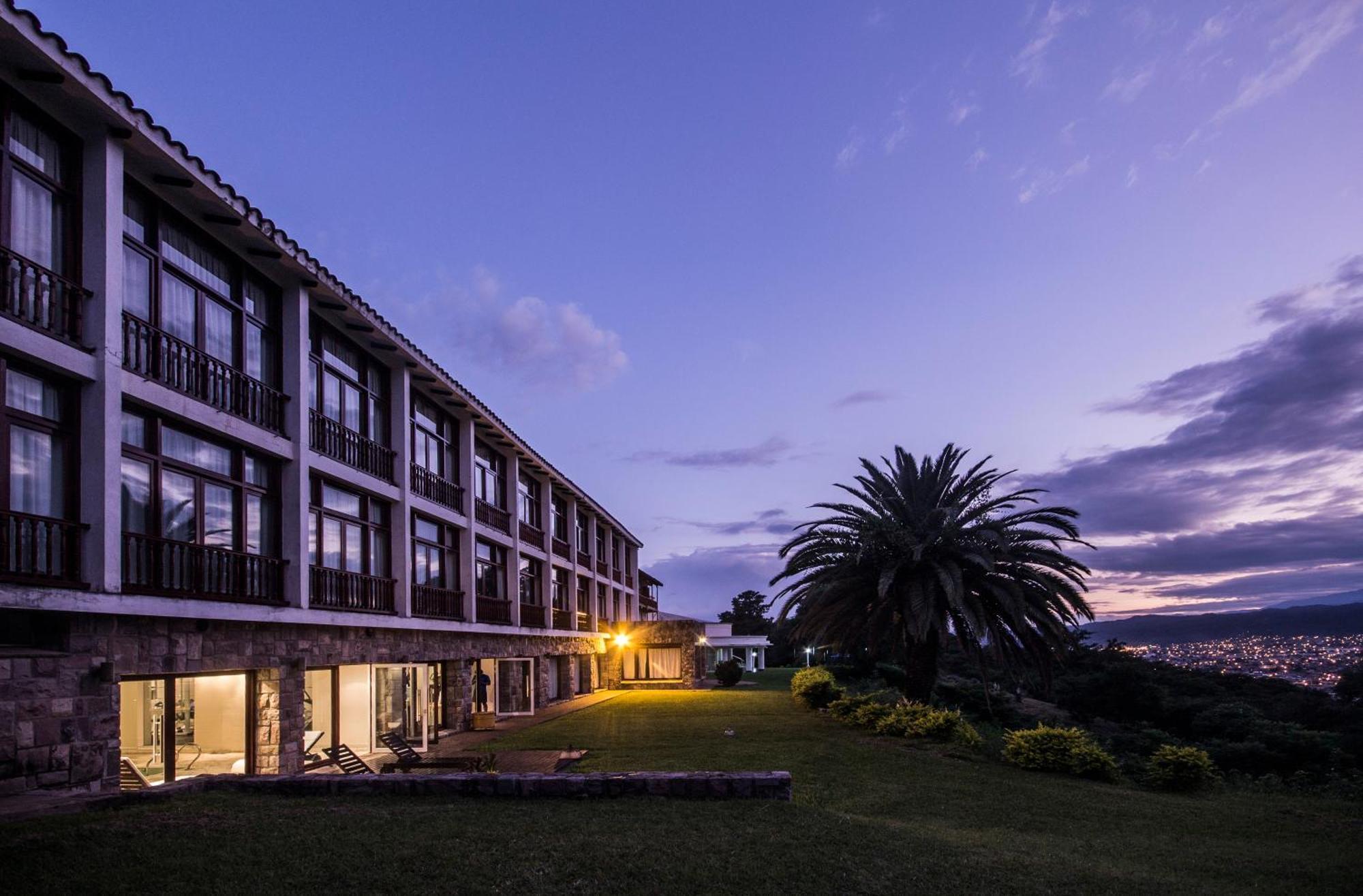 Altos De La Vina, Wine Hotel & Spa Сан-Сальвадор-де-Жужуй Екстер'єр фото