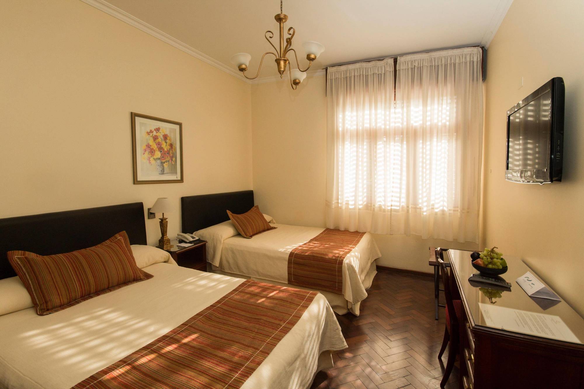 Altos De La Vina, Wine Hotel & Spa Сан-Сальвадор-де-Жужуй Екстер'єр фото