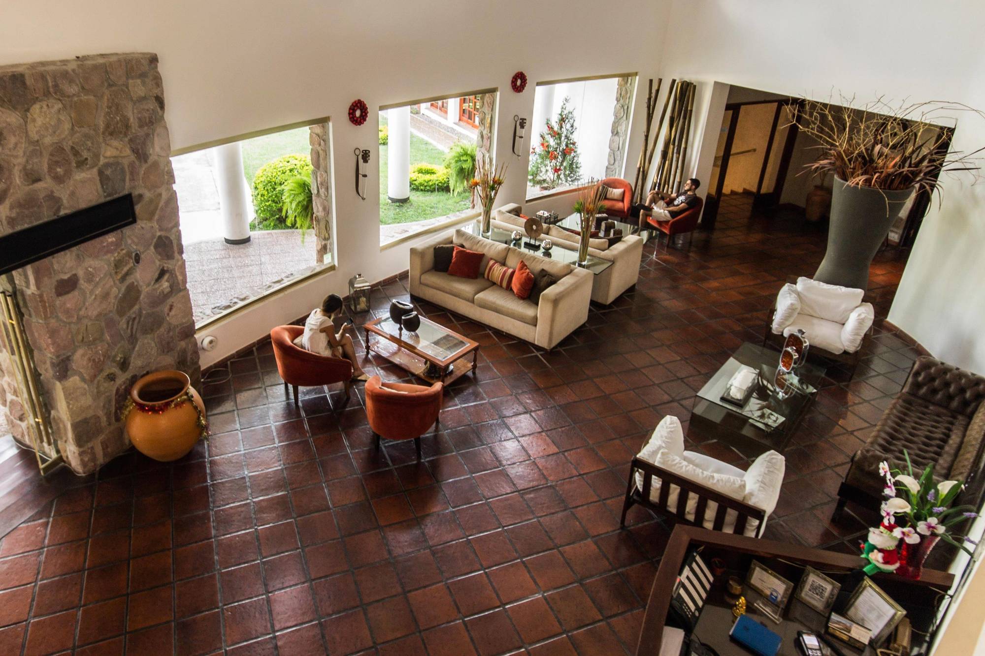 Altos De La Vina, Wine Hotel & Spa Сан-Сальвадор-де-Жужуй Екстер'єр фото
